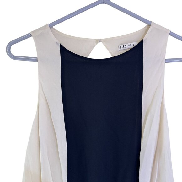 Alice & Olivia Women's Silk White & Elastic Waist Black Mini Dress Size 4 - Picture 2 of 8